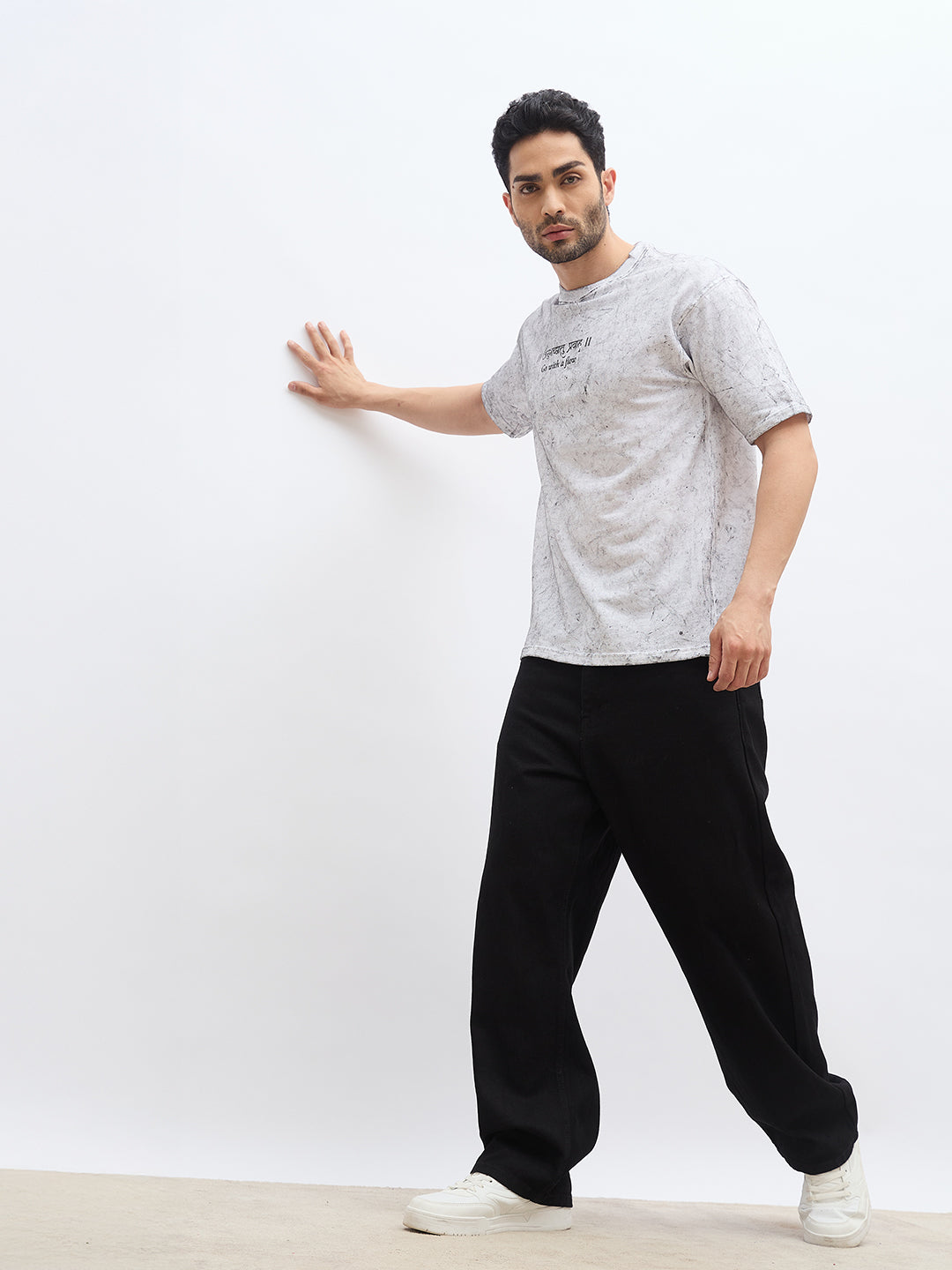 White Acid Wash Oversized T-Shirt – “अनुगच्छतु प्रवाहं” Sanskrit Quote
