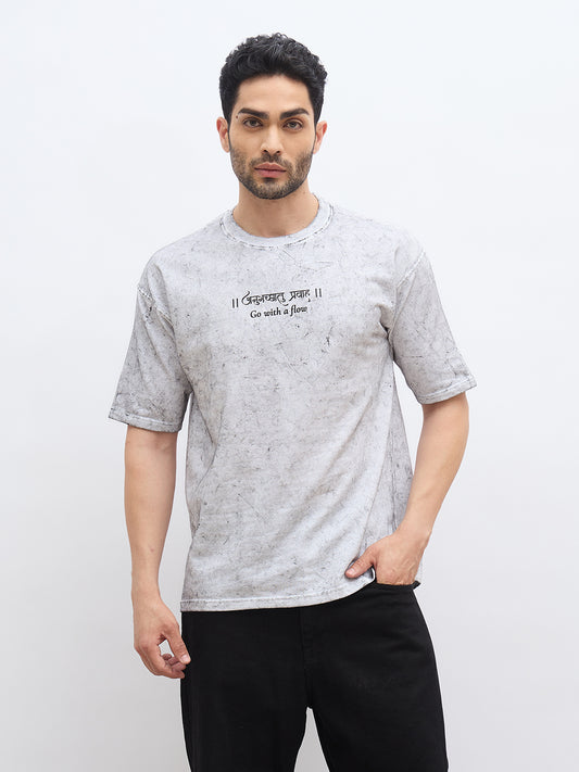 White Acid Wash Oversized T-Shirt – “अनुगच्छतु प्रवाहं” Sanskrit Quote