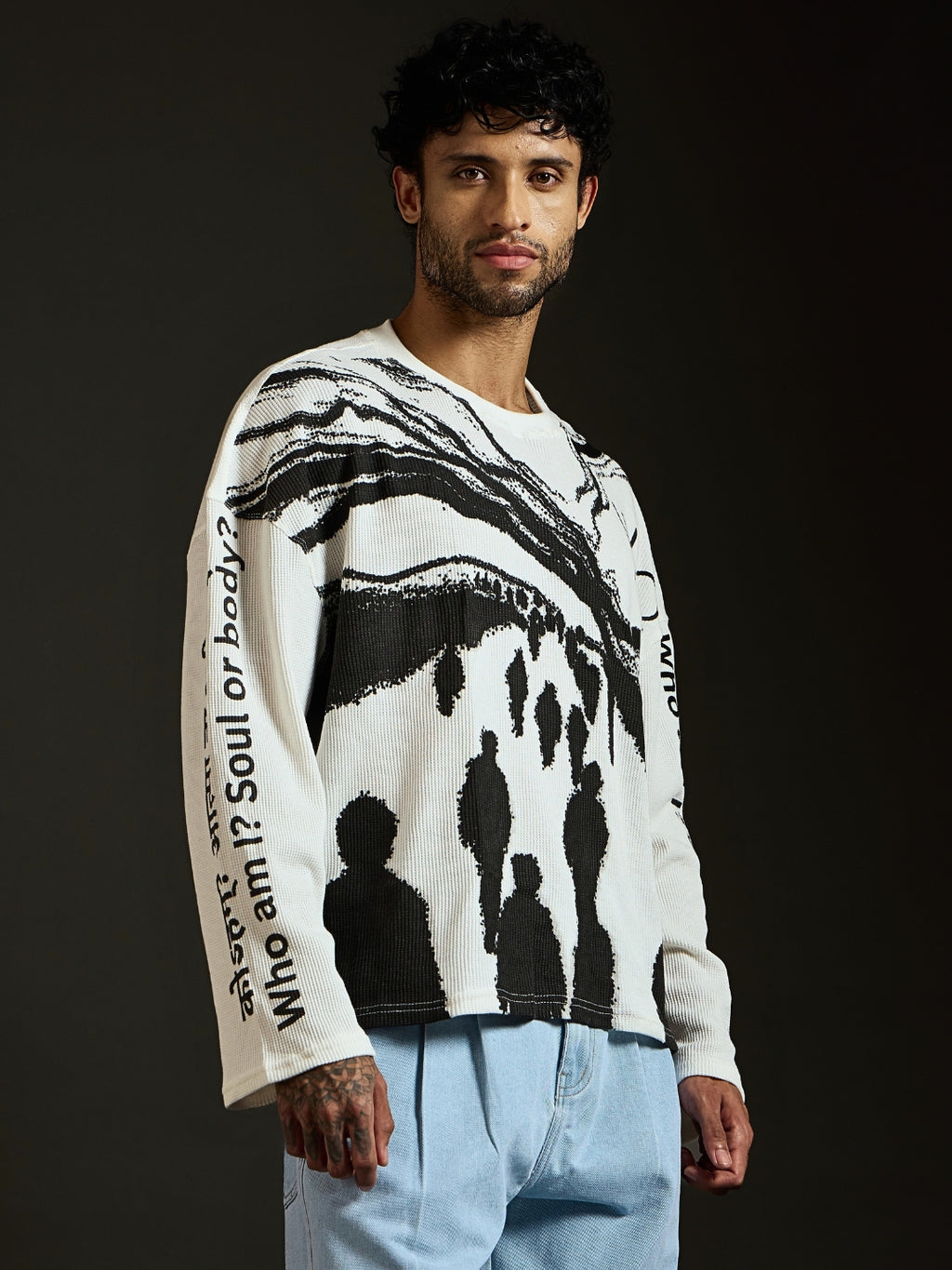 Koham tee back print of hand with eye, karma symbol