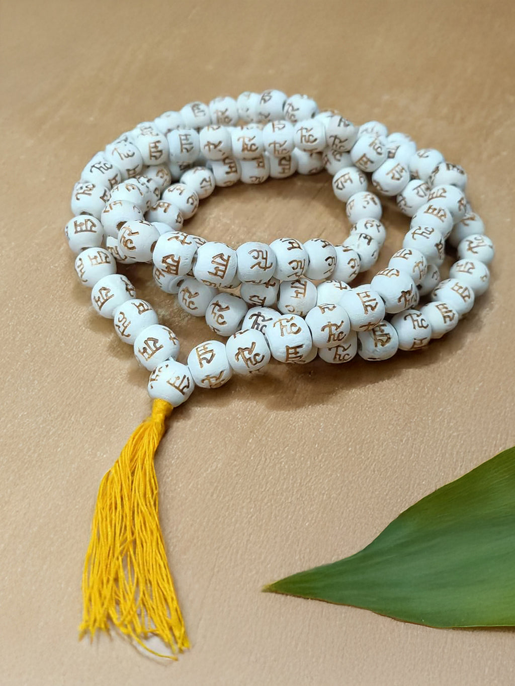 Hare Rama Off-White Tulsi 108 Beads Mala for Jaap & Wear - Rudrajap