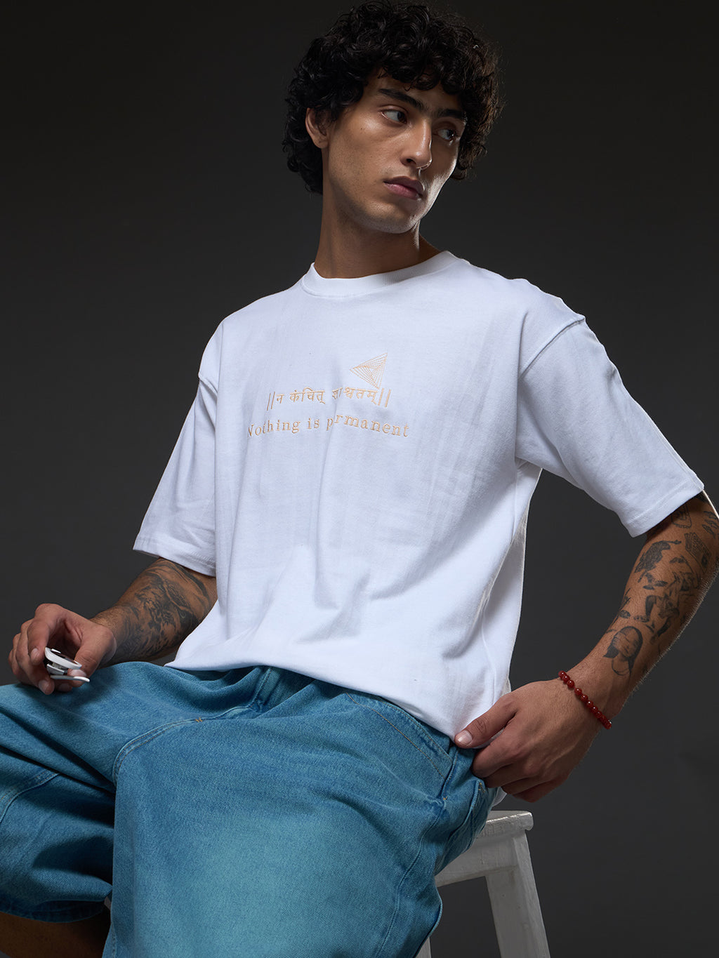 Rudrajap white and beige recycled oversized T-shirt with relaxed fit and crew neckline, casual and eco-friendly fashion style.
