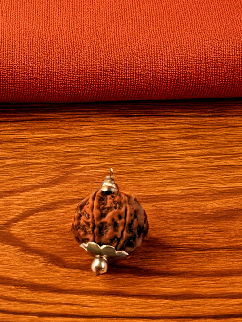 9 Mukhi Nepali Rudraksha - Nau Mukhi - Rudrajap